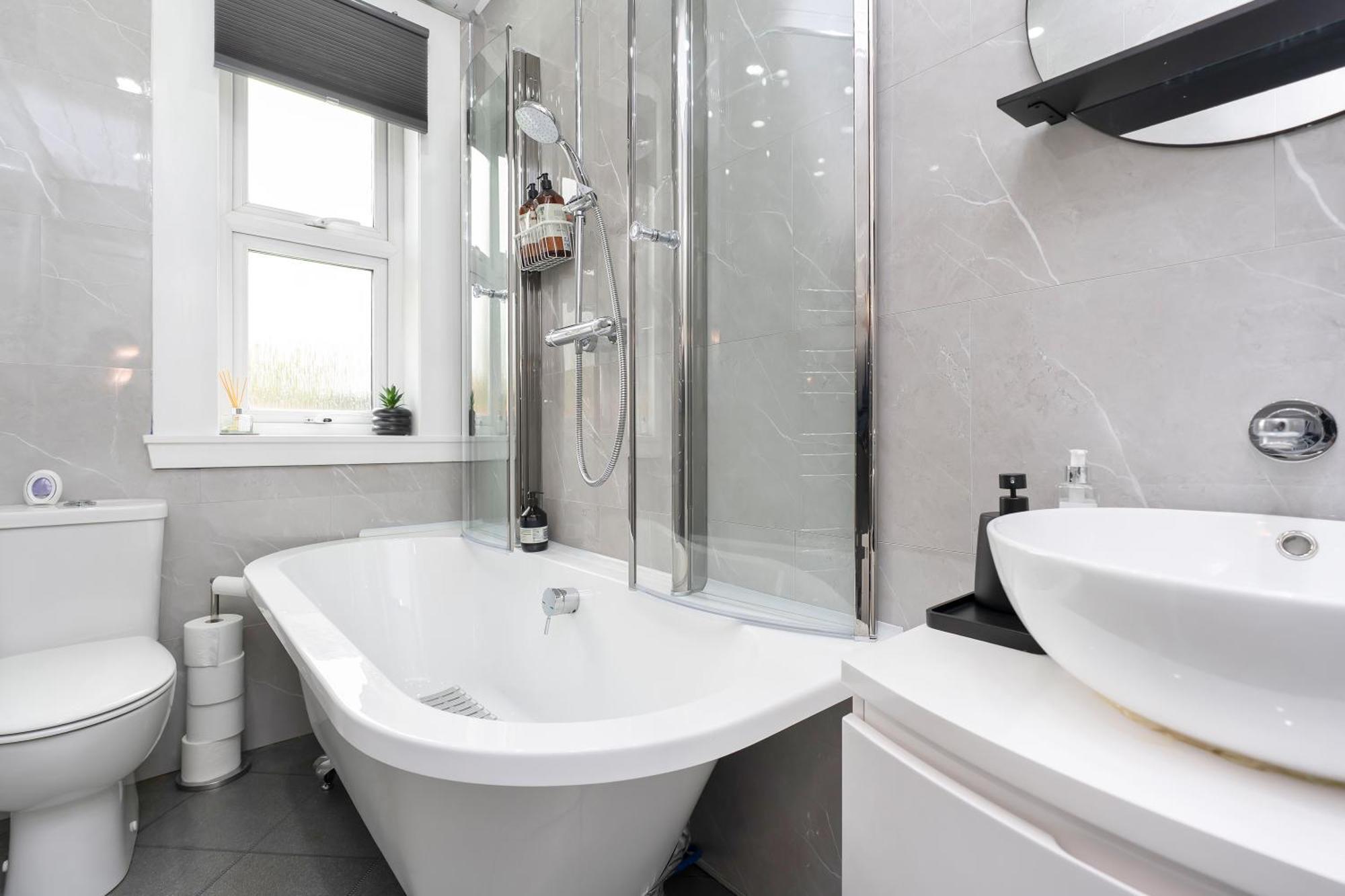 Crewe Apartment - 2 Bed, Free Off Street Parking And Private Garden إدنبرة المظهر الخارجي الصورة