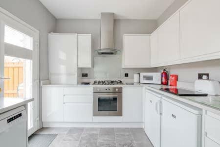 Crewe Apartment - 2 Bed, Free Off Street Parking And Private Garden إدنبرة المظهر الخارجي الصورة