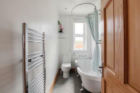 Crewe Apartment - 2 Bed, Free Off Street Parking And Private Garden إدنبرة المظهر الخارجي الصورة